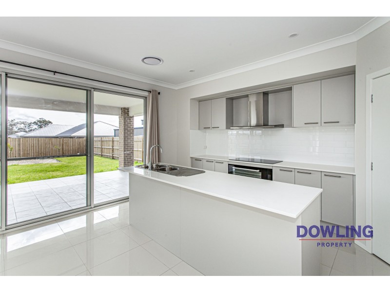 39 Royal Avenue, Medowie NSW 2318