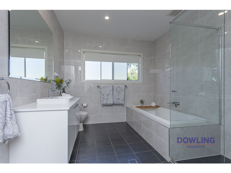 82 South Street, Medowie NSW 2318