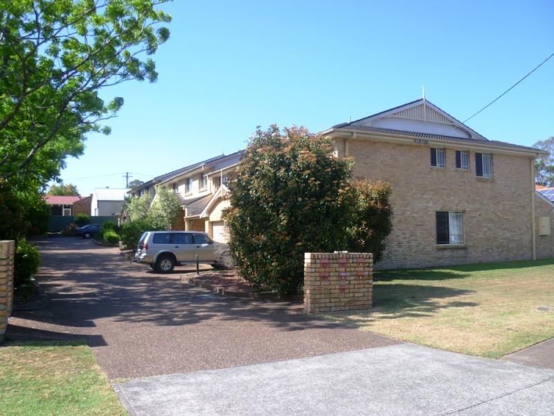 1/33 GWEN PARADE, Raymond Terrace NSW 2324