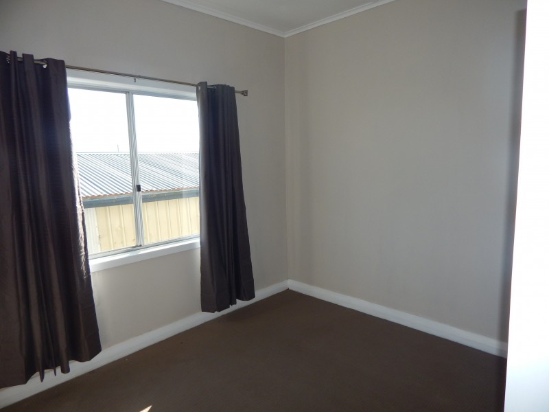 75 CABBAGE TREE ROAD, Williamtown NSW 2318