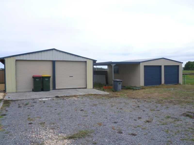 75 CABBAGE TREE ROAD, Williamtown NSW 2318