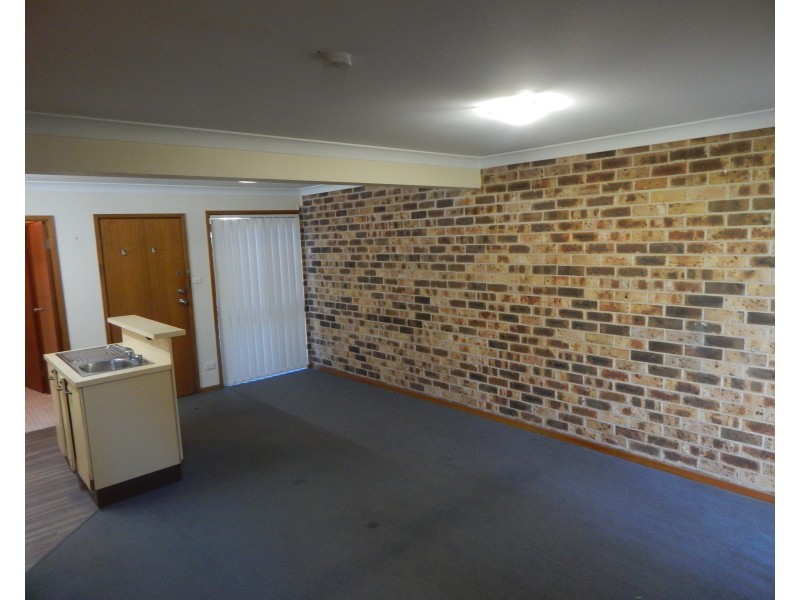 2/8 MOSMAN PLACE, Raymond Terrace NSW 2324
