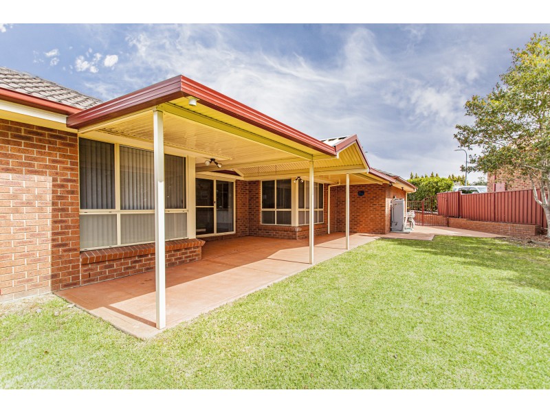 9 Centenary Close, Bolwarra Heights NSW 2320