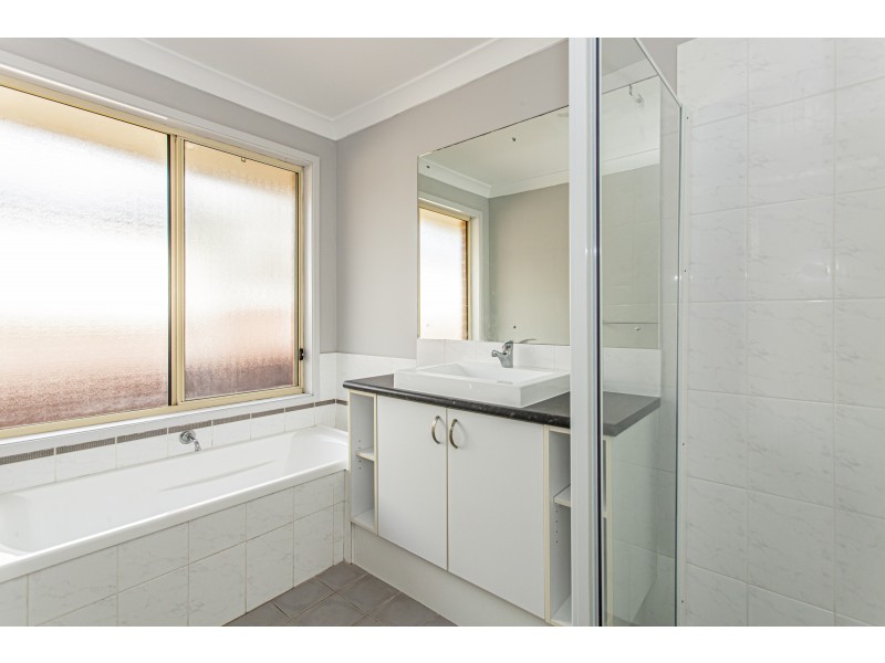 9 Centenary Close, Bolwarra Heights NSW 2320