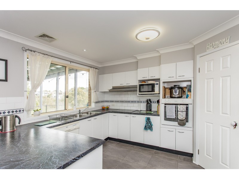 16 Kanwary Close, Raymond Terrace NSW 2324