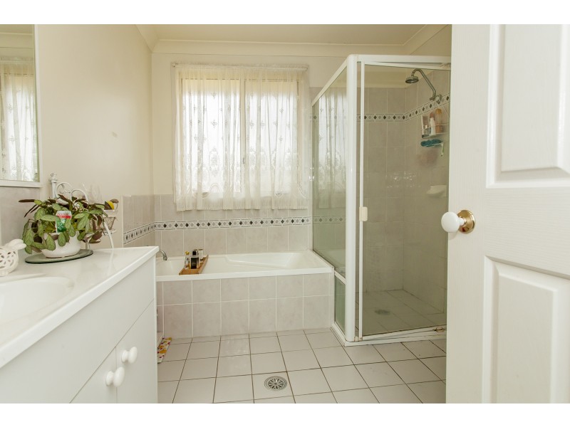 16 Kanwary Close, Raymond Terrace NSW 2324
