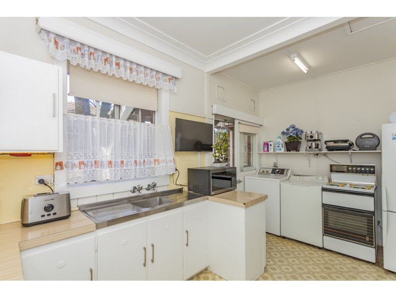 19 Kinross Street, Raymond Terrace NSW 2324
