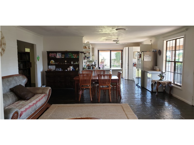 933 Richardson Road, Campvale NSW 2318