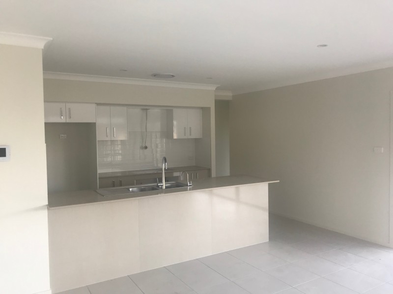 49 Sandpiper Circuit, Aberglasslyn NSW 2320