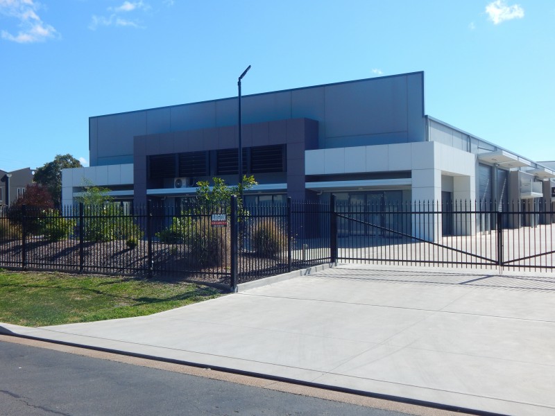 2/5 Frost Drive, Mayfield West NSW 2304