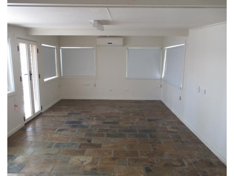 4 VICTORIA STREET, New Lambton NSW 2305