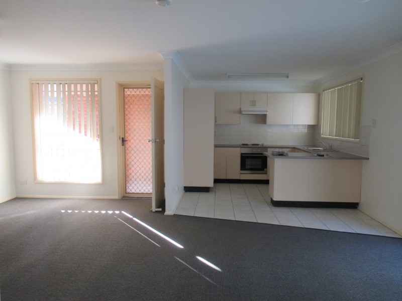 3/19 HOLLYDEEN AVENUE, Raymond Terrace NSW 2324