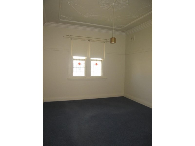 9 BRIDGES ROAD, New Lambton NSW 2305