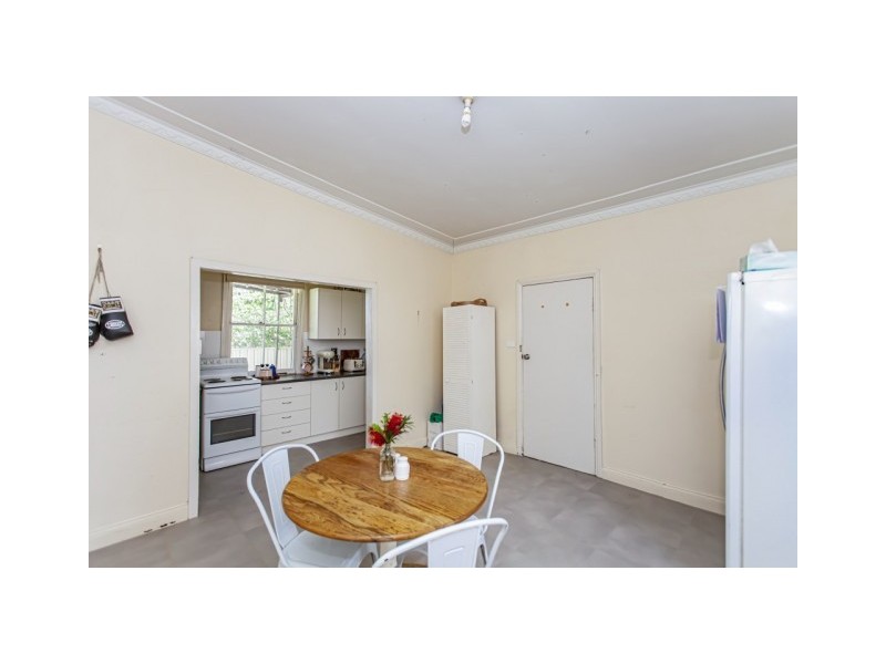 137 KINGS ROAD, New Lambton NSW 2305