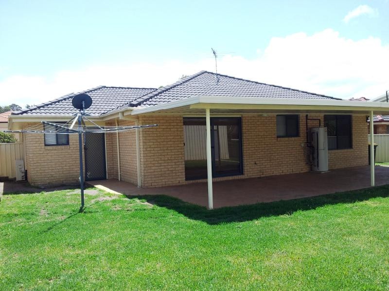 34 GWEN PARADE, Raymond Terrace NSW 2324