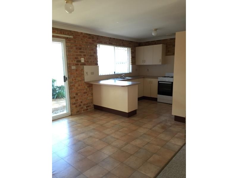 1/24 GWEN PARADE, Raymond Terrace NSW 2324