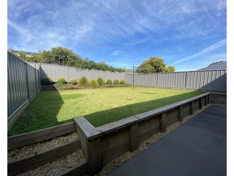 2/21 HENNING ROAD, Raymond Terrace NSW 2324