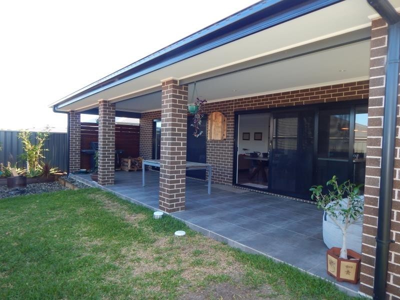 62 SEASIDE BOULEVARD, FERN BAY, Fern Bay NSW 2295