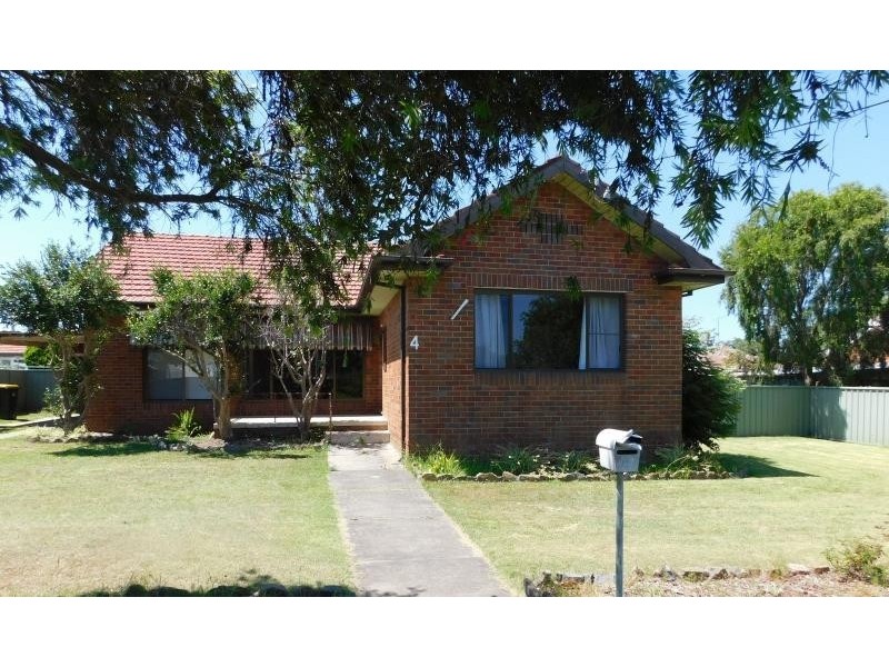 4 KIA ORA STREET, Raymond Terrace NSW 2324