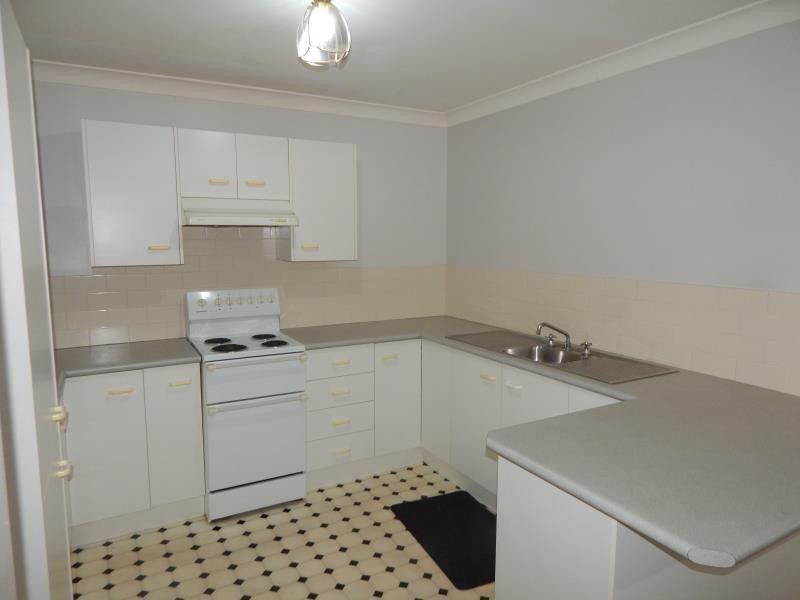 2/13 RIVERVIEW PLACE, Raymond Terrace NSW 2324