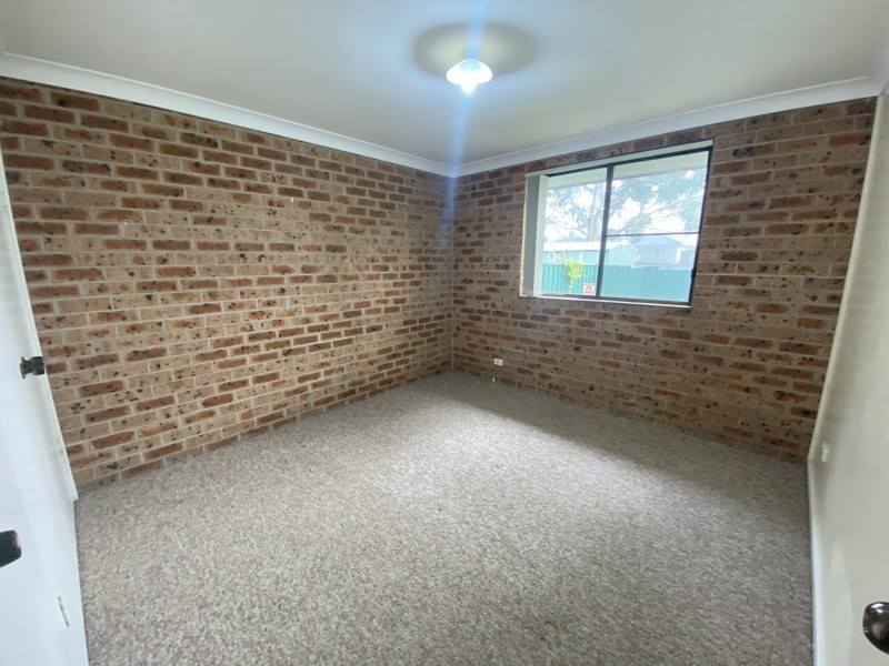 2/13 FURRACABAD CLOSE, Raymond Terrace NSW 2324