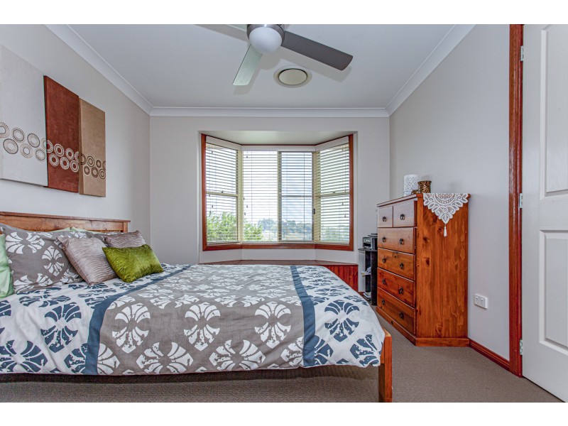 7 Kanwary Close, Raymond Terrace NSW 2324