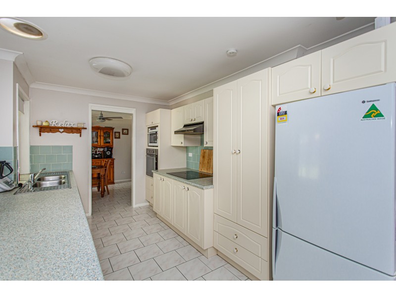 42 Bilmark Drive, Raymond Terrace NSW 2324