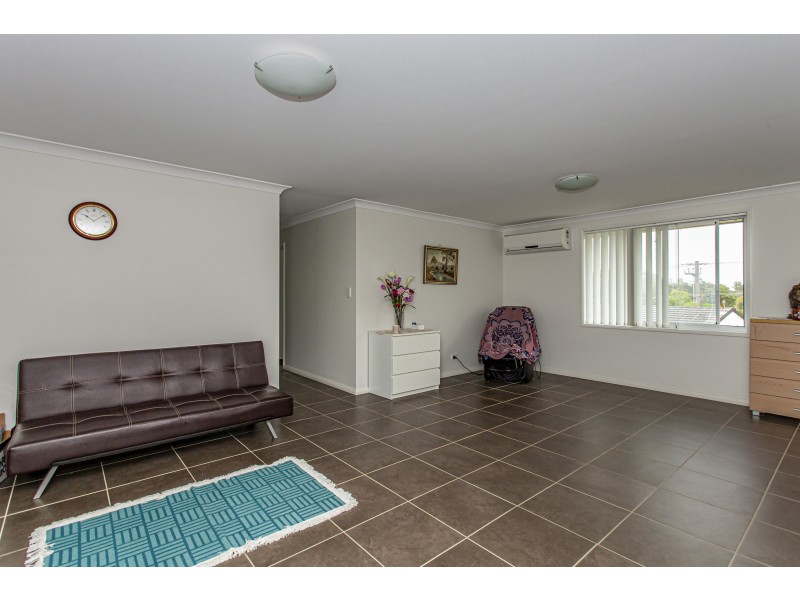 9 Oak Circuit, Raymond Terrace NSW 2324