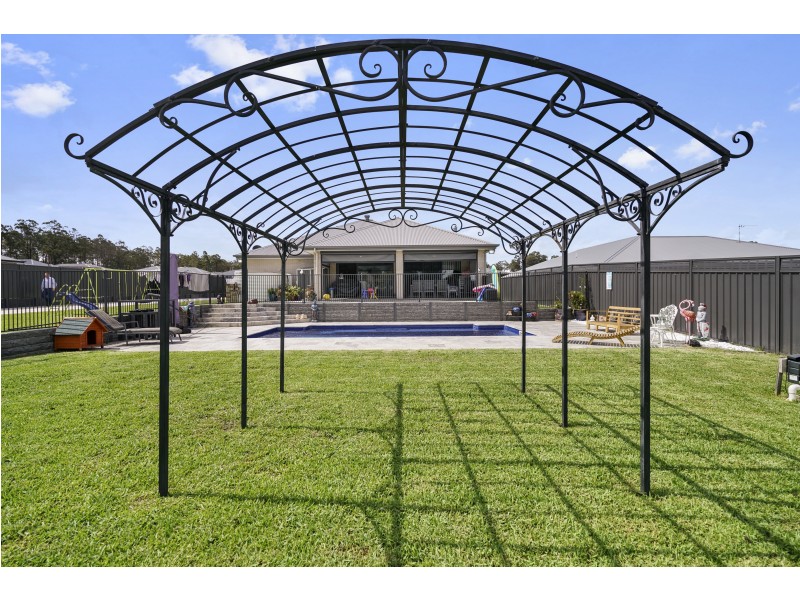 39 Woodlands Drive, Weston NSW 2326