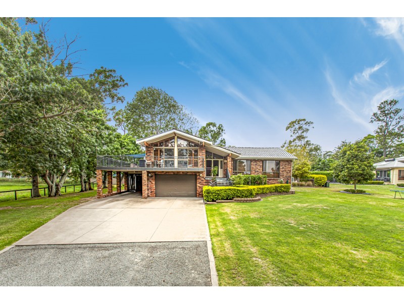61 Sturgeon Street, Raymond Terrace NSW 2324