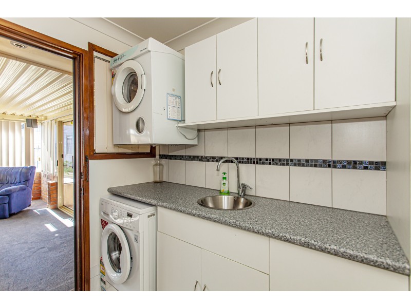 5 Katherine Close, Raymond Terrace NSW 2324