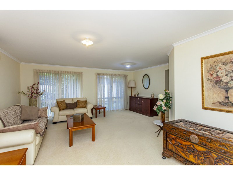 4 Leigh Place, Raymond Terrace NSW 2324