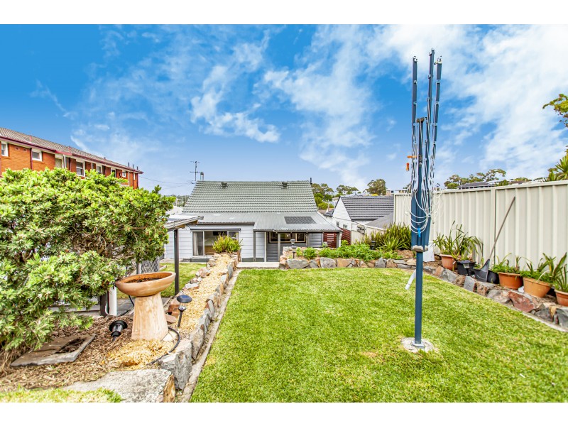 99 Acacia Avenue, North Lambton NSW 2299