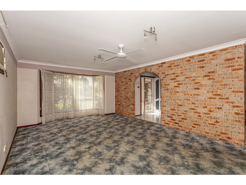 12 Middleton Close, Raymond Terrace NSW 2324