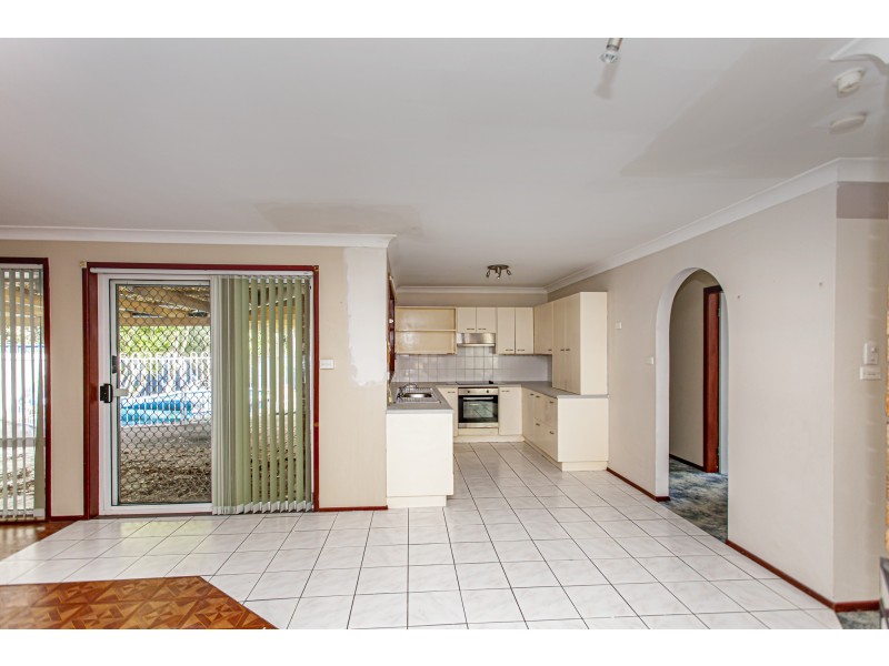 12 Middleton Close, Raymond Terrace NSW 2324