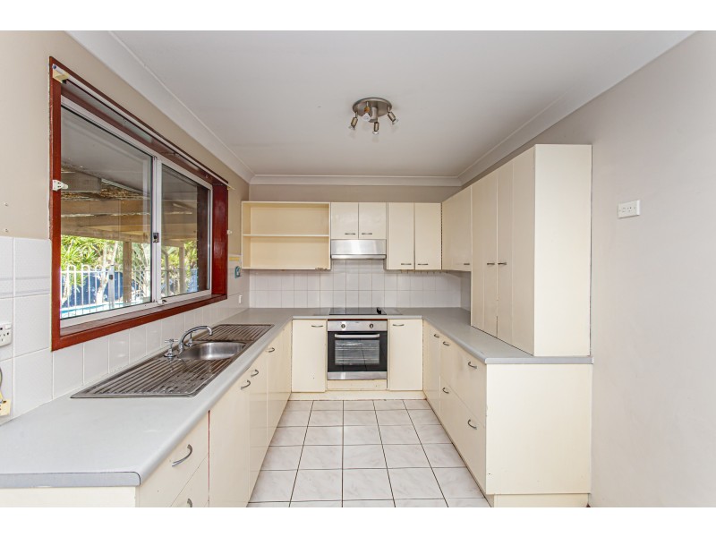 12 Middleton Close, Raymond Terrace NSW 2324