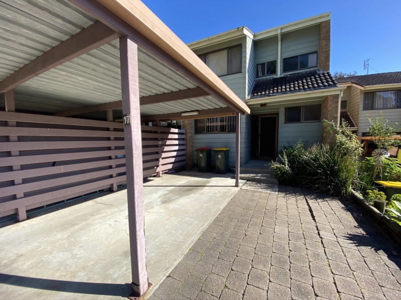 17/22 CHIFLEY DRIVE, Raymond Terrace NSW 2324