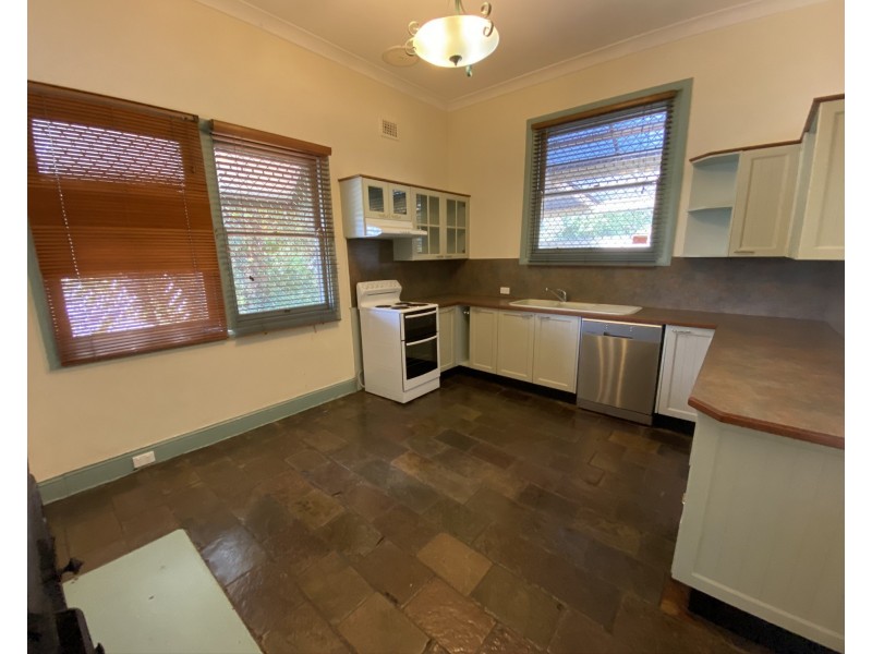 1 IRRAWANG STREET, Raymond Terrace NSW 2324