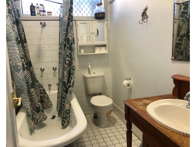 1 IRRAWANG STREET, Raymond Terrace NSW 2324