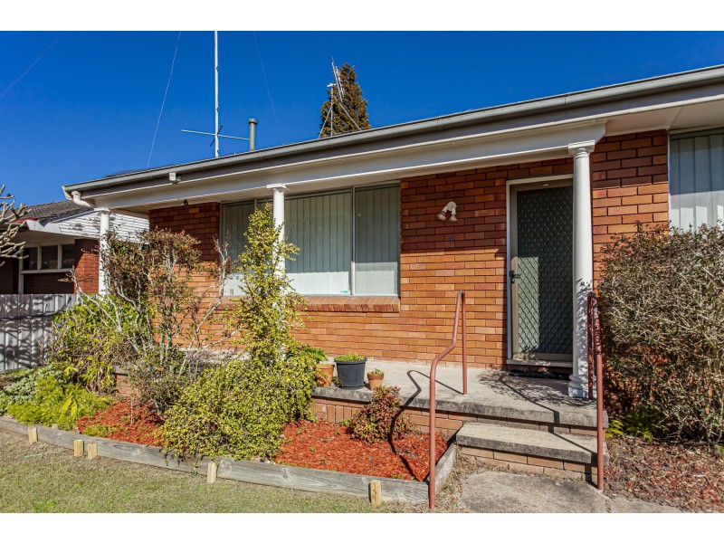 4 Meredith Crescent, Raymond Terrace NSW 2324