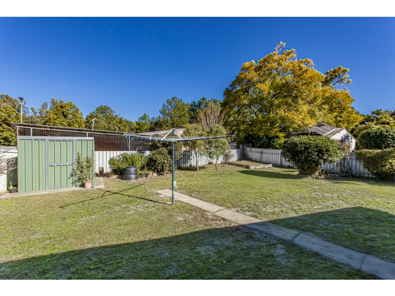 4 Meredith Crescent, Raymond Terrace NSW 2324