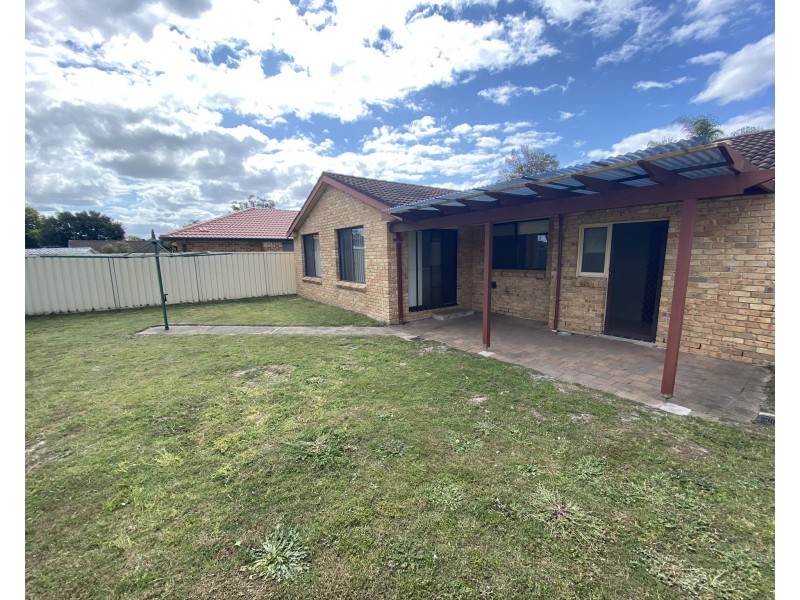 14 CEDERWOOD CRESCENT, Raymond Terrace NSW 2324