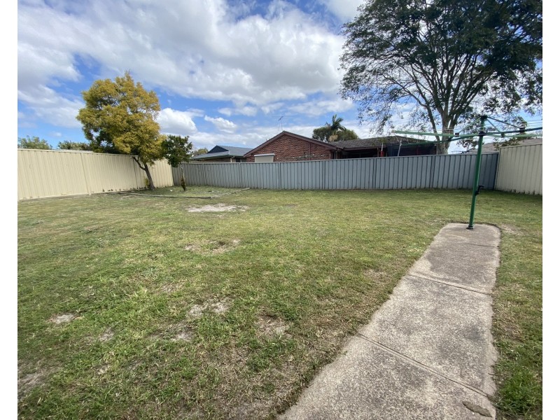 14 CEDERWOOD CRESCENT, Raymond Terrace NSW 2324