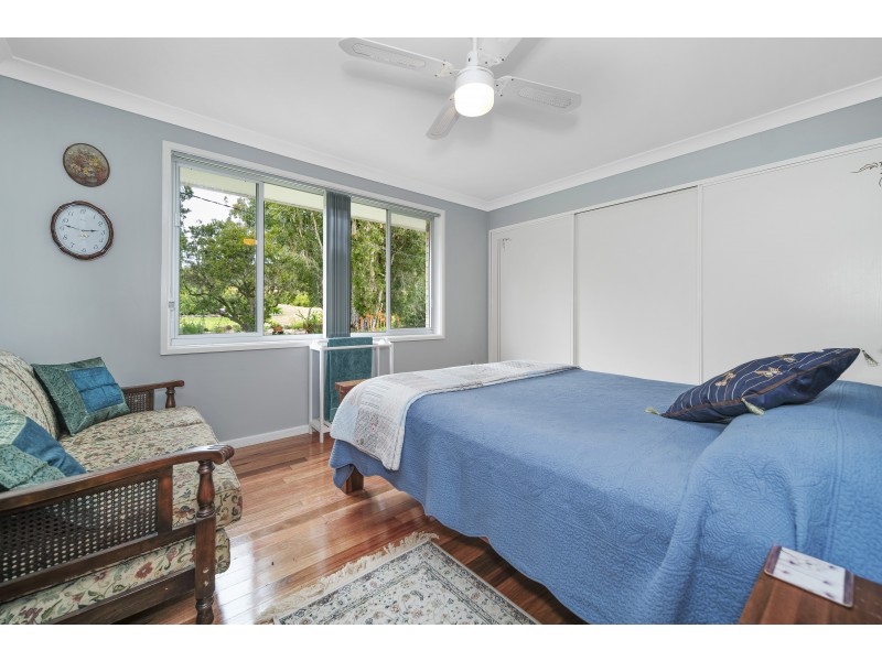 42 Welshmans Creek Road, Wallarobba NSW 2420