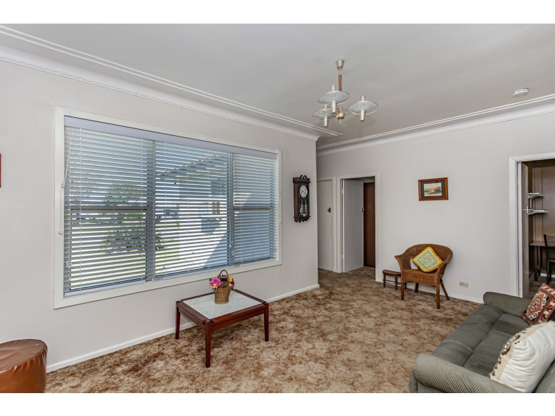 11 Richardson Road, Raymond Terrace NSW 2324