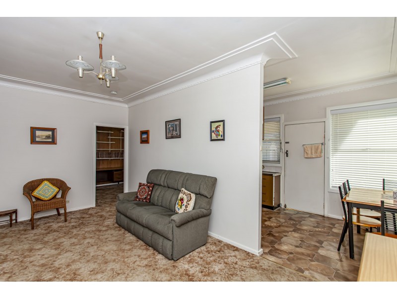 11 Richardson Road, Raymond Terrace NSW 2324