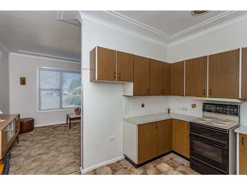 11 Richardson Road, Raymond Terrace NSW 2324