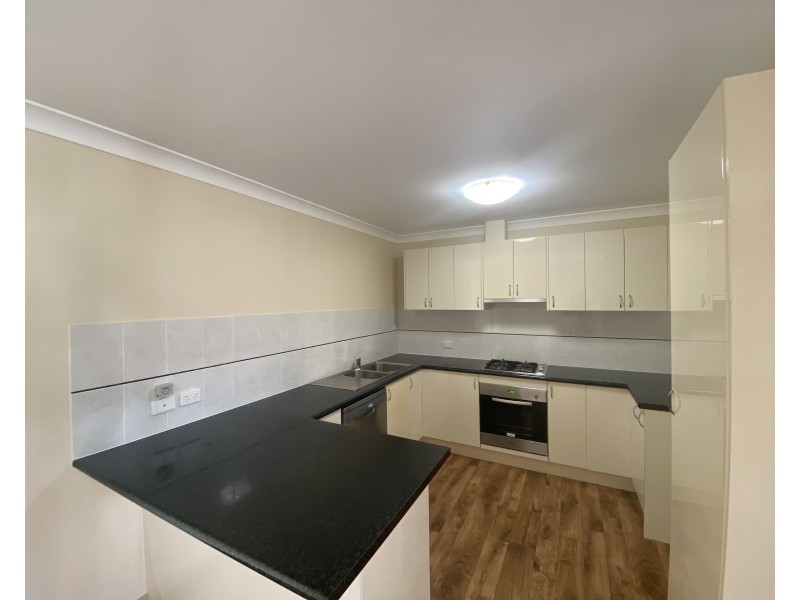 8a Closebourne Way, Raymond Terrace NSW 2324