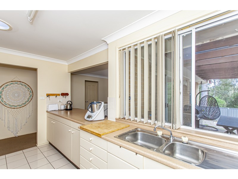 16 Nottingham Close, Raymond Terrace NSW 2324