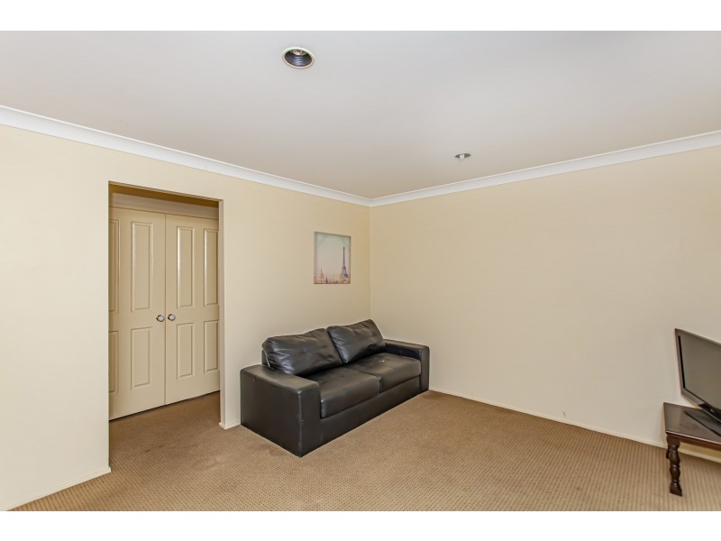 16 Nottingham Close, Raymond Terrace NSW 2324